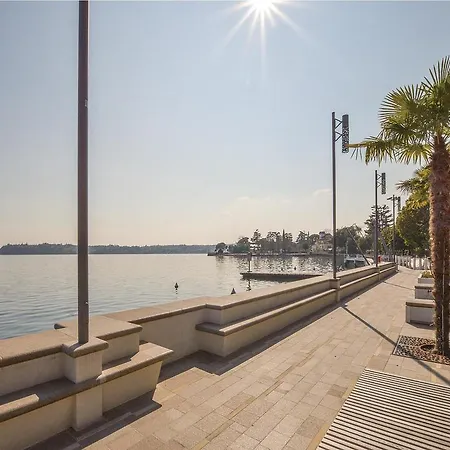 La Chicca Del Lago Apartment Roe